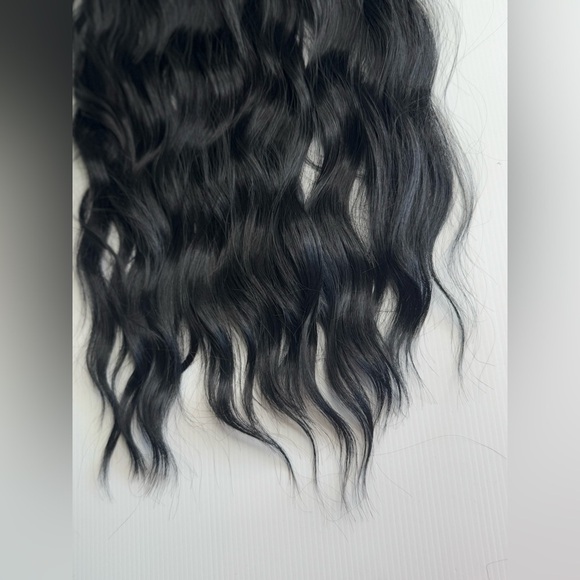Black Wavy hair extensions - Picture 5 of 11